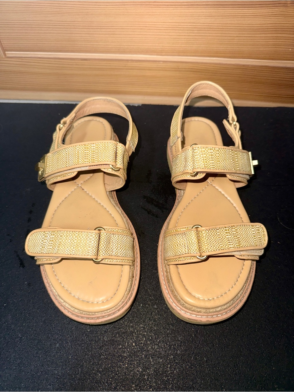 Crown Vintage Gold Tone Woven Espadrille Trim Platform Sport Sandals | Size 8.5